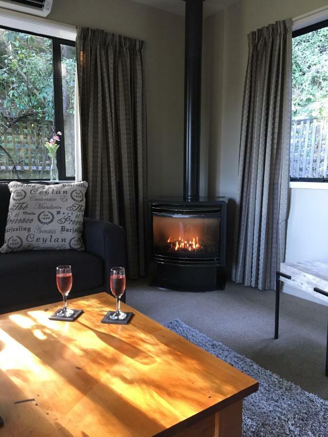 Cherrywood Cottage Akaroa Extérieur photo